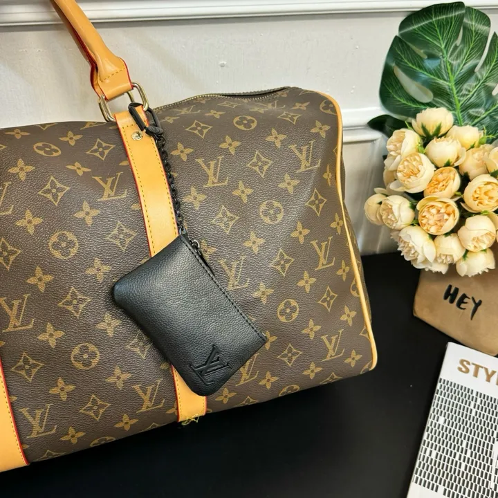 スーパーコピー ルイヴィトン キーホルダー