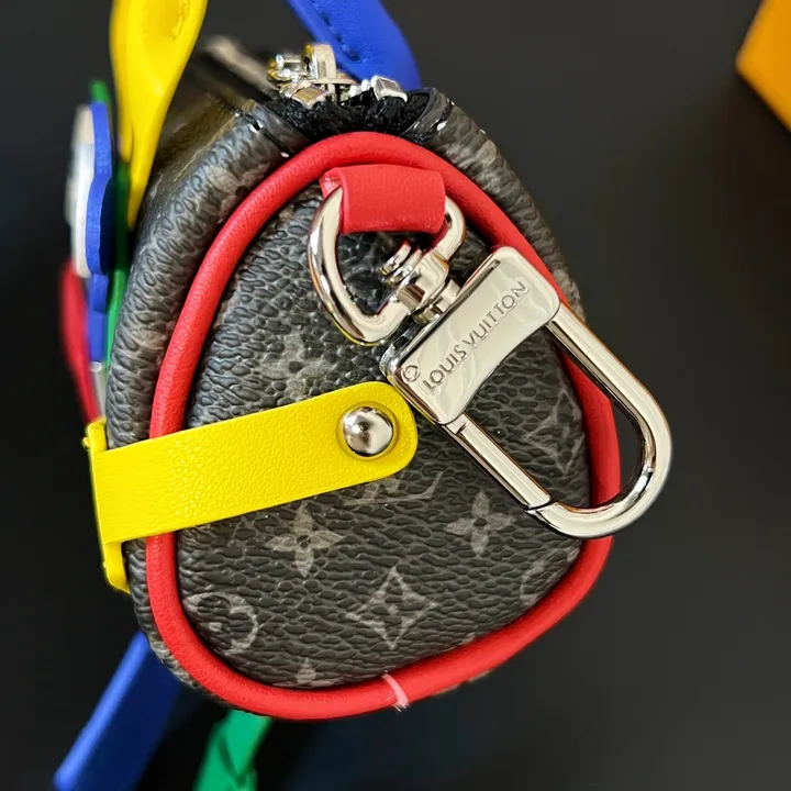 スーパーコピー ルイヴィトン キーホルダー