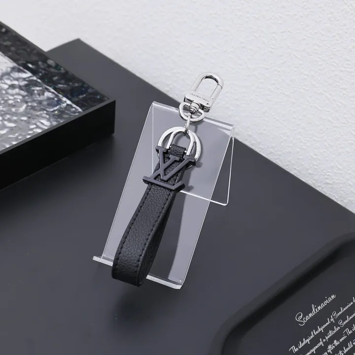 スーパーコピー ルイヴィトン キーホルダー