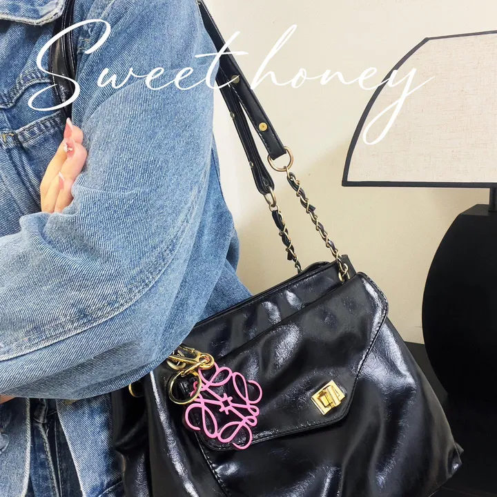 スーパーコピー ロエベ キーホルダー