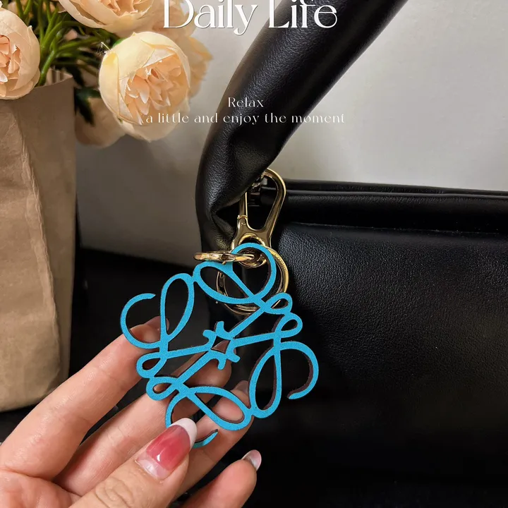 スーパーコピー ロエベ キーホルダー