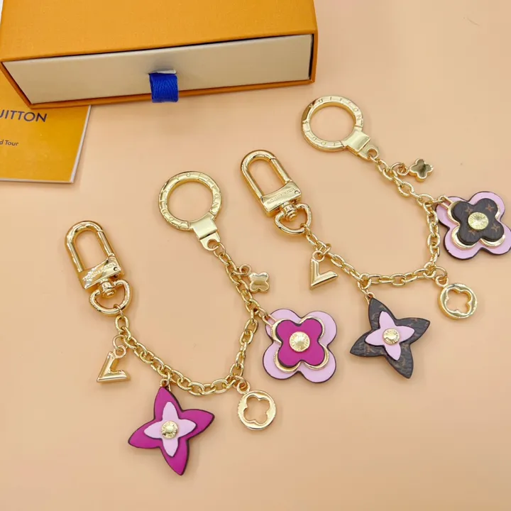 スーパーコピー ルイヴィトン キーホルダー