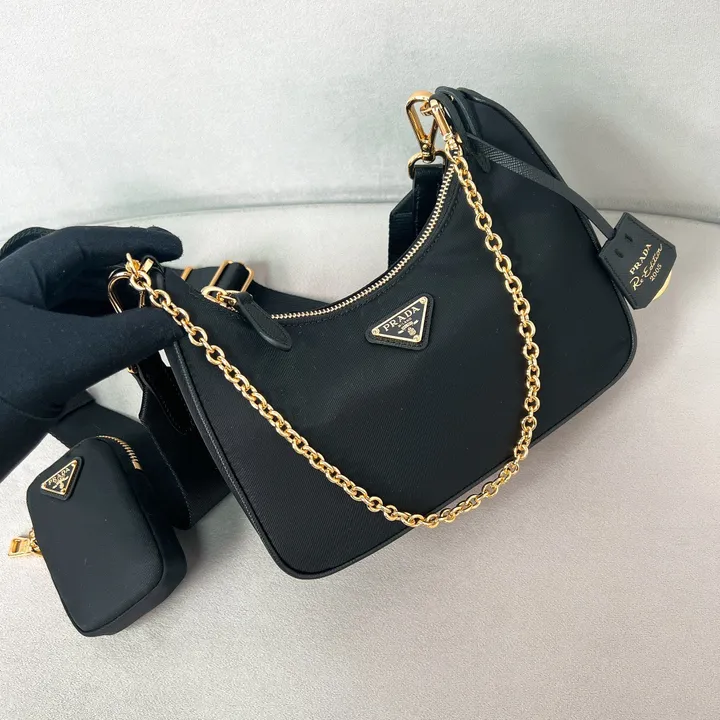 スーパーコピー プラダ キーホルダー