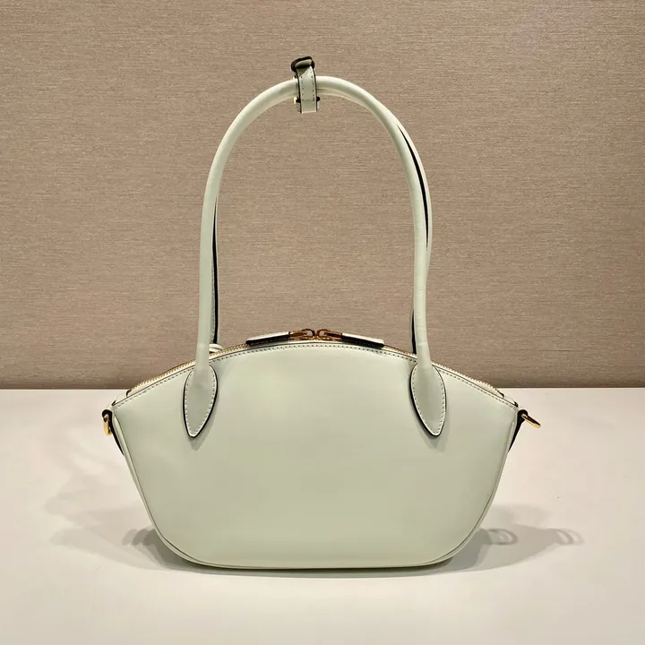 スーパーコピー プラダ キーホルダー