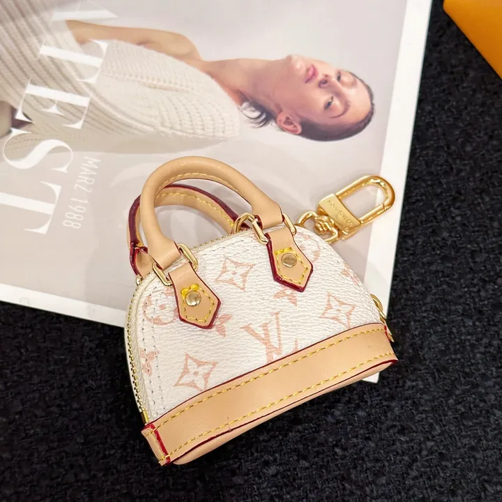 スーパーコピー ルイヴィトン キーホルダー