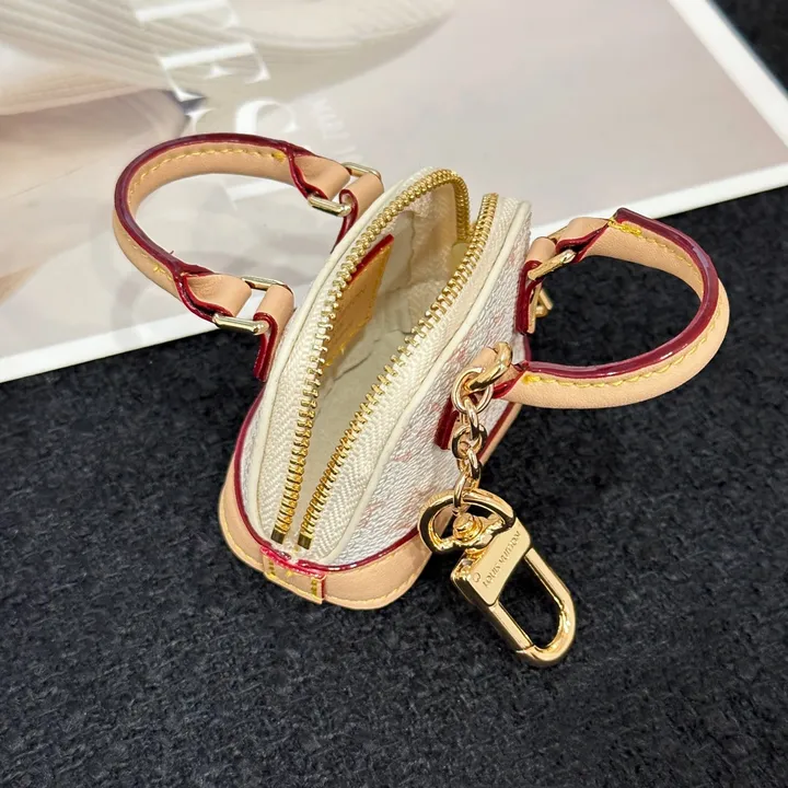 スーパーコピー ルイヴィトン キーホルダー