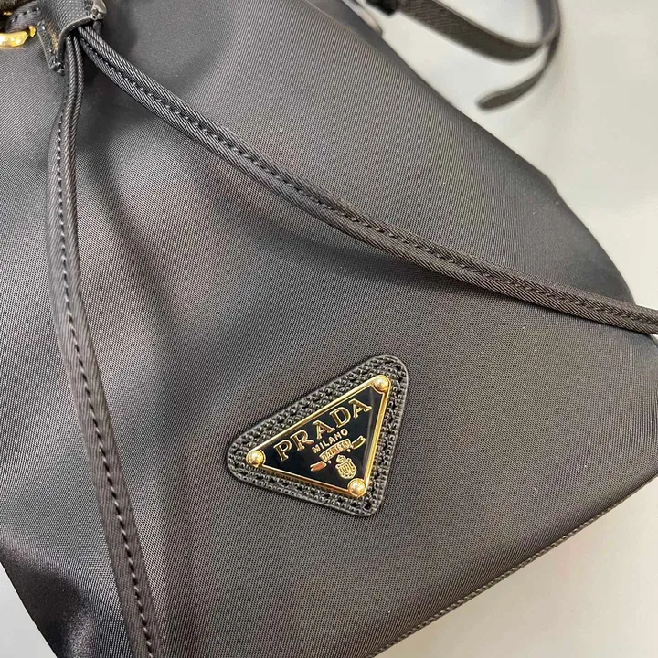 スーパーコピー プラダ キーホルダー