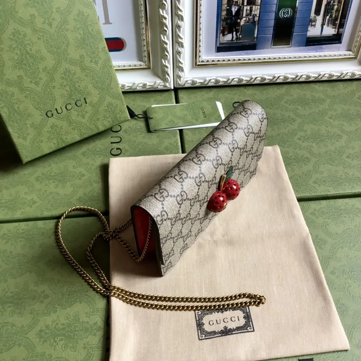 スーパーコピー グッチ キーホルダー