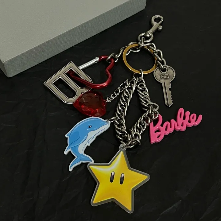 スーパーコピー バレンシアガ キーホルダー