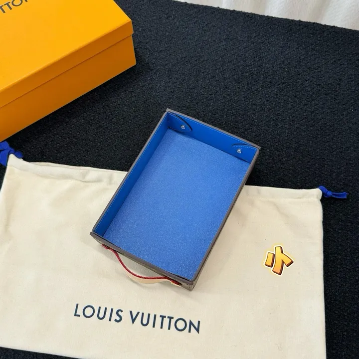 スーパーコピー ルイヴィトン キーホルダー