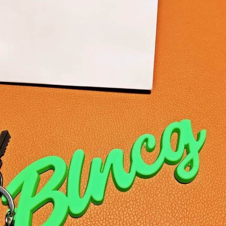 スーパーコピー バレンシアガ キーホルダー