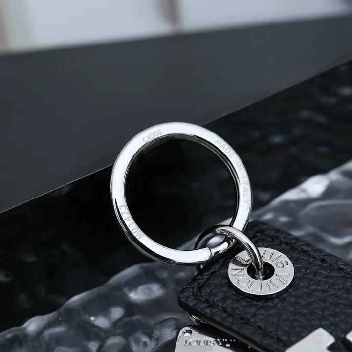 スーパーコピー ルイヴィトン キーホルダー