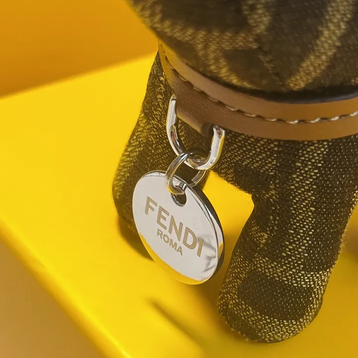 スーパーコピー フェンディ キーホルダー