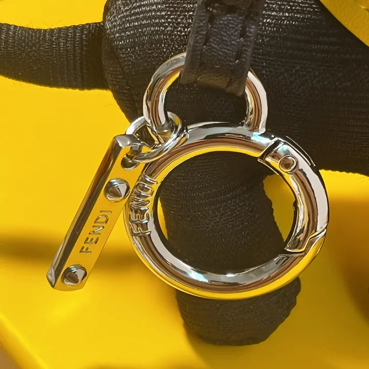 スーパーコピー フェンディ キーホルダー