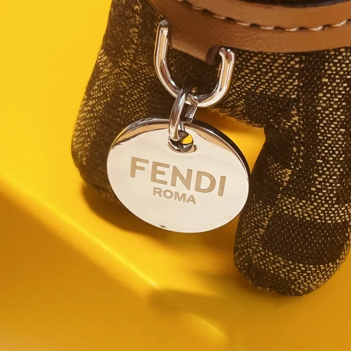 スーパーコピー フェンディ キーホルダー