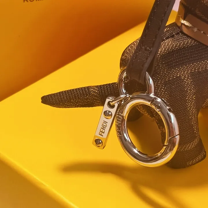 スーパーコピー フェンディ キーホルダー