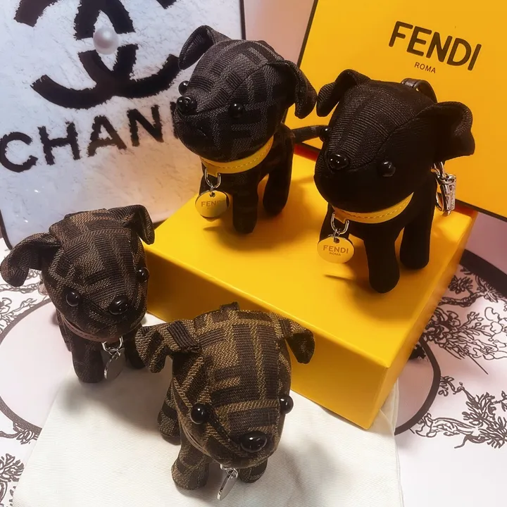 スーパーコピー フェンディ キーホルダー