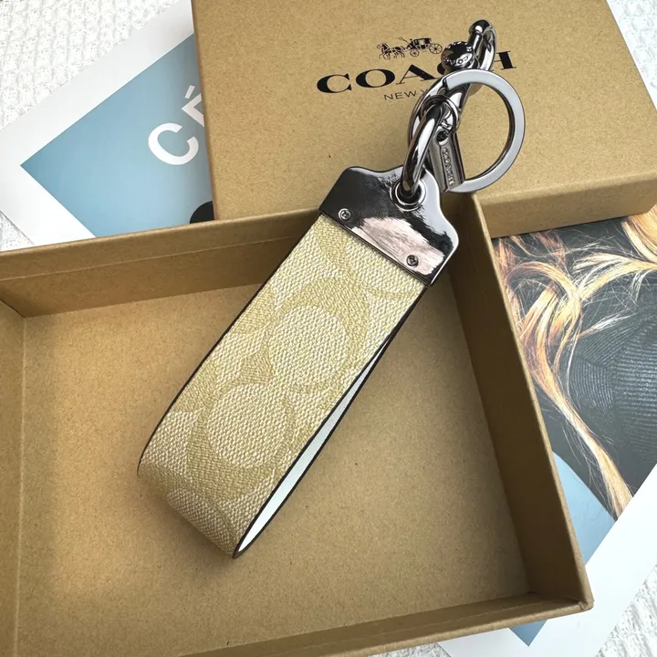 スーパーコピー ヴェルサーチ キーホルダー
