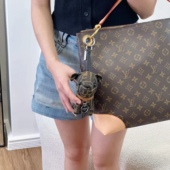 スーパーコピー フェンディ キーホルダー