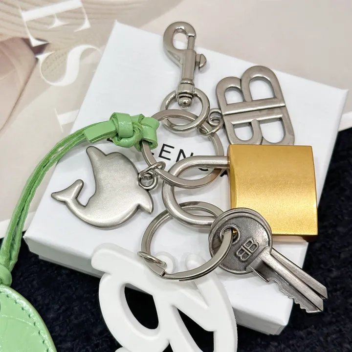 スーパーコピー ディオール キーホルダー