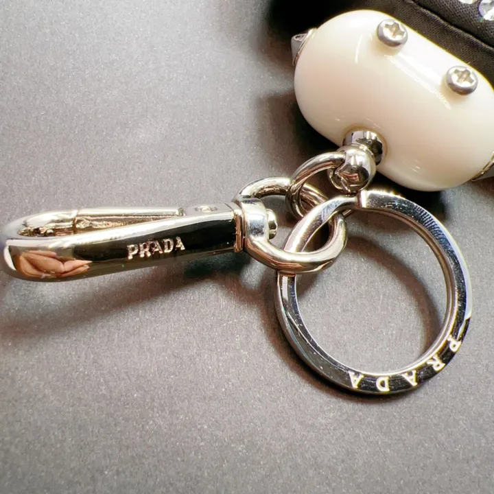 スーパーコピー プラダ キーホルダー