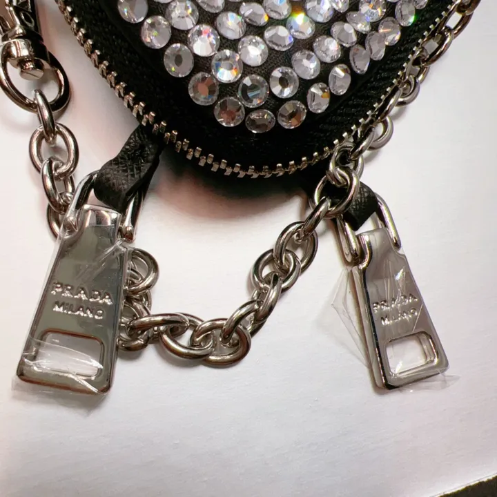 スーパーコピー プラダ キーホルダー