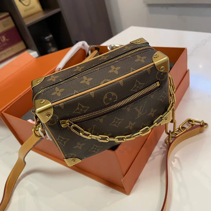 スーパーコピー ルイヴィトン キーホルダー