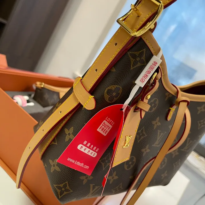 スーパーコピー ルイヴィトン キーホルダー