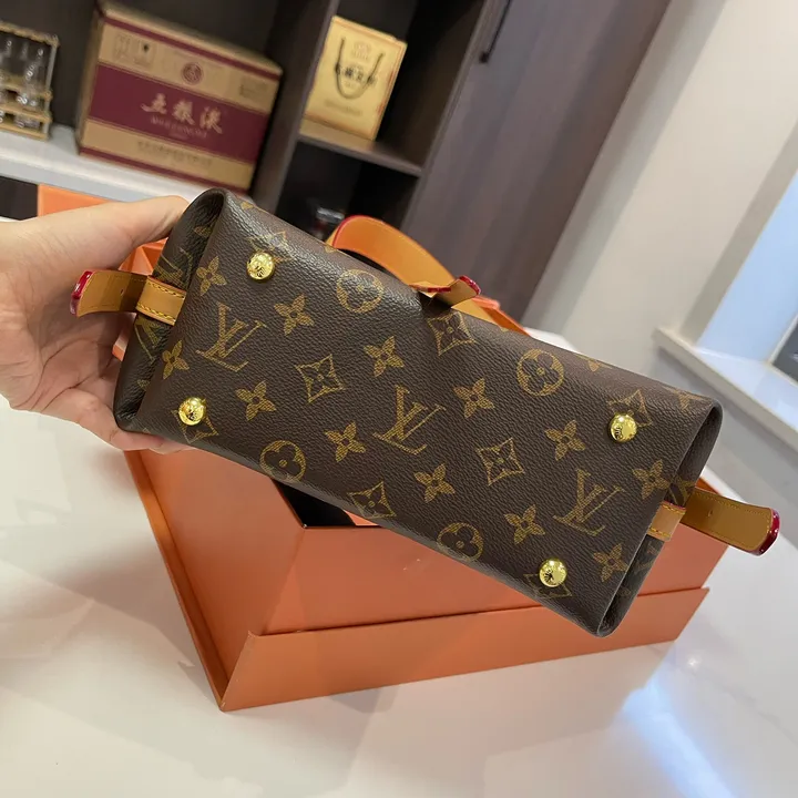 スーパーコピー ルイヴィトン キーホルダー