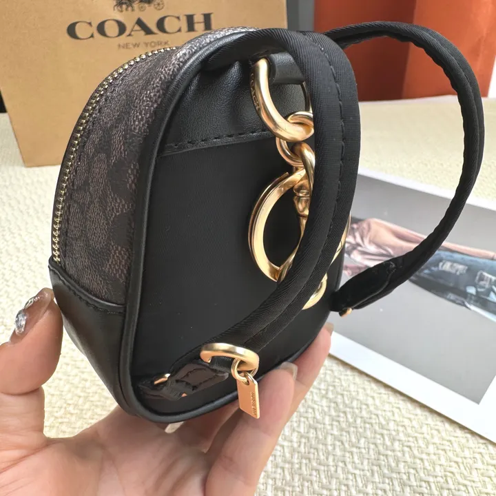 スーパーコピー ヴェルサーチ キーホルダー