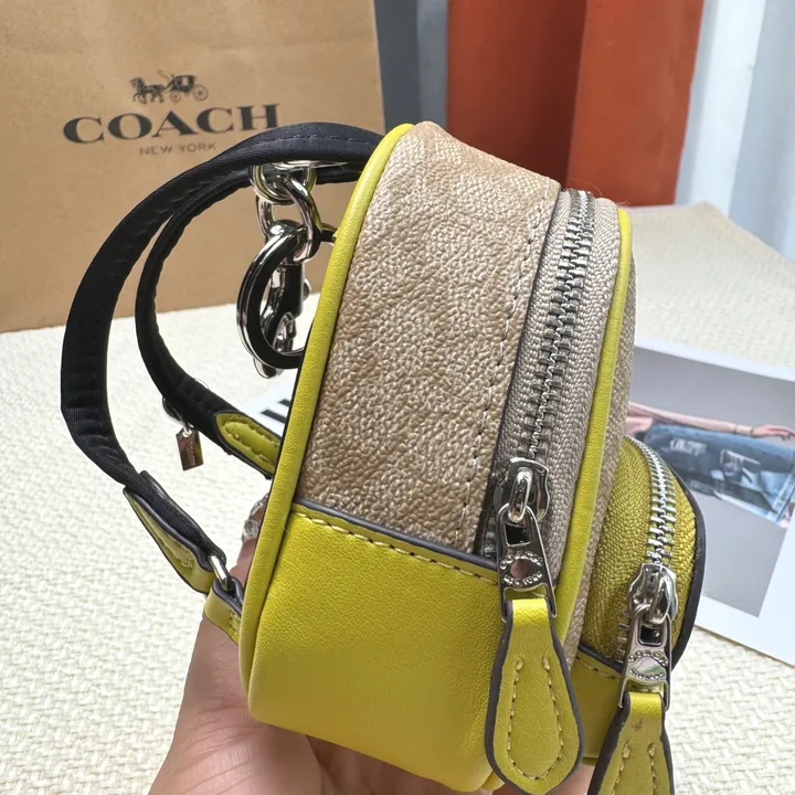 スーパーコピー ヴェルサーチ キーホルダー