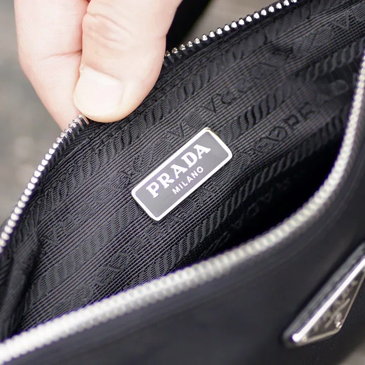 スーパーコピー プラダ キーホルダー