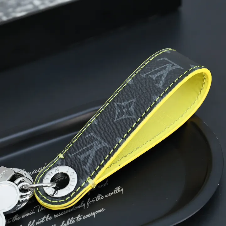 スーパーコピー ヴィヴィアン・ウエストウッド キーホルダー