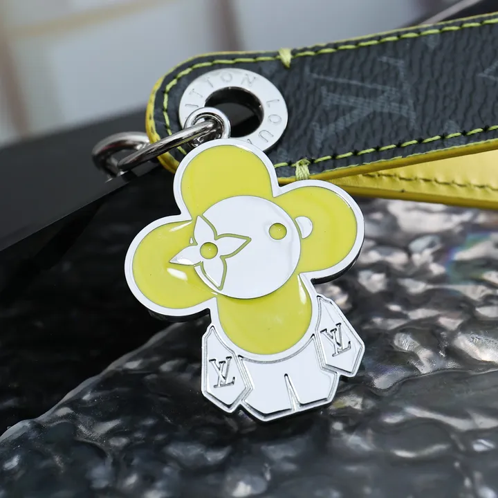 スーパーコピー ヴィヴィアン・ウエストウッド キーホルダー