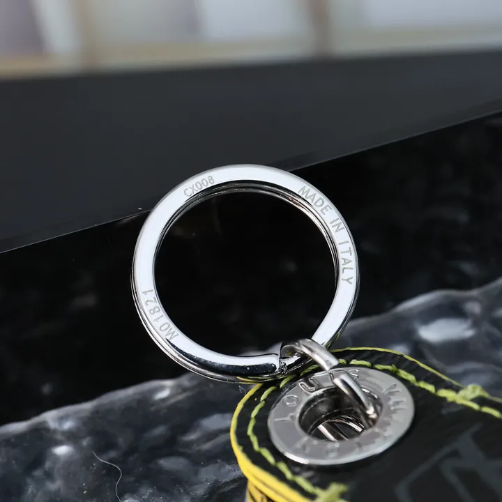 スーパーコピー ヴィヴィアン・ウエストウッド キーホルダー