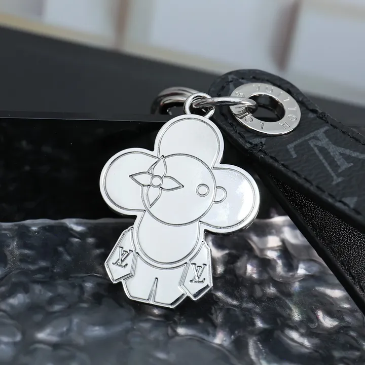 スーパーコピー ヴィヴィアン・ウエストウッド キーホルダー