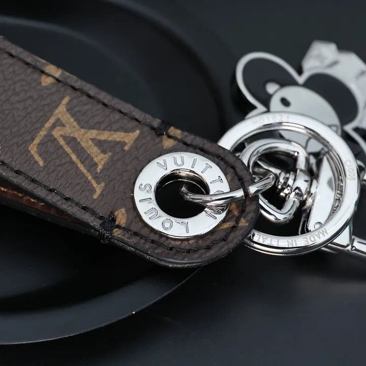 スーパーコピー ヴィヴィアン・ウエストウッド キーホルダー