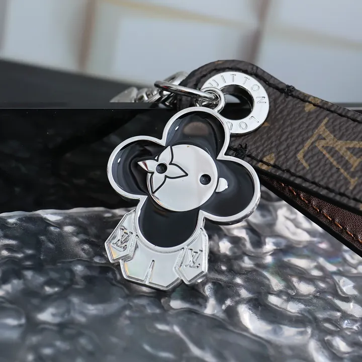 スーパーコピー ヴィヴィアン・ウエストウッド キーホルダー