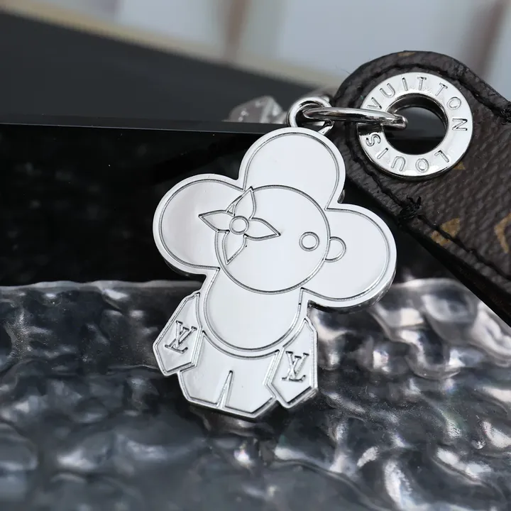 スーパーコピー ヴィヴィアン・ウエストウッド キーホルダー