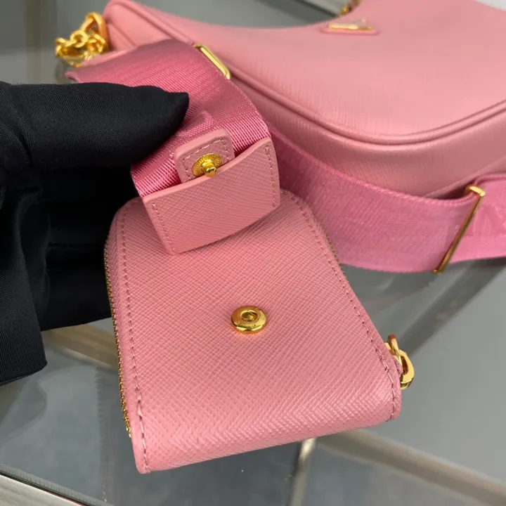 スーパーコピー プラダ キーホルダー