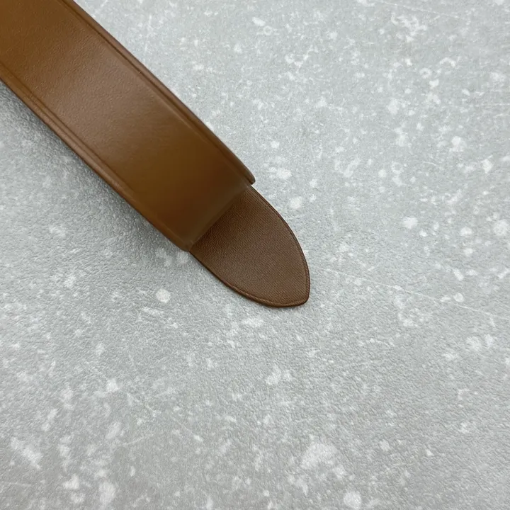 スーパーコピー ミュウミュウ キーホルダー