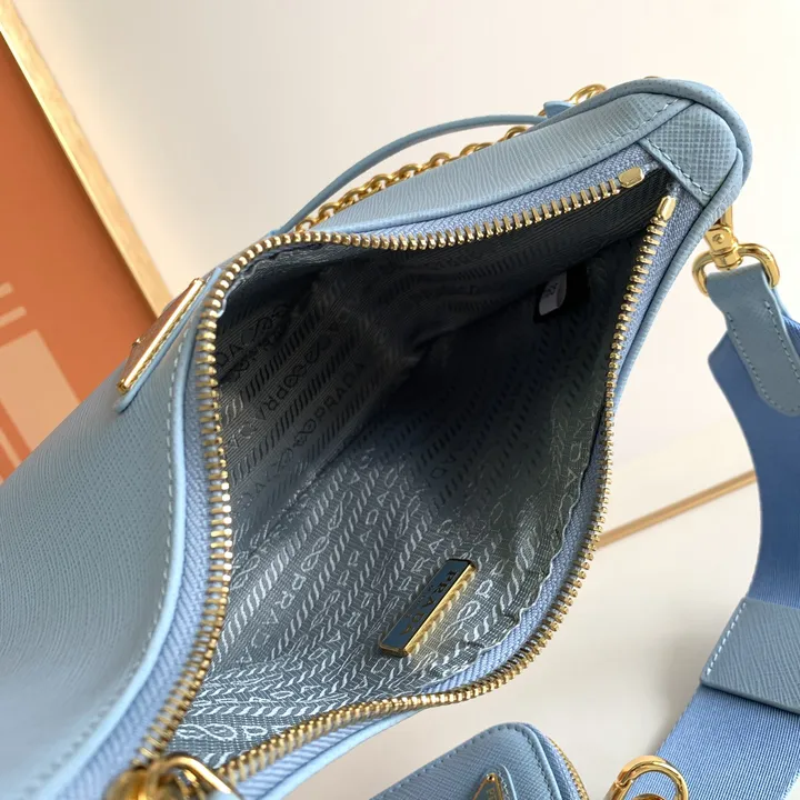 スーパーコピー バレンシアガ キーホルダー