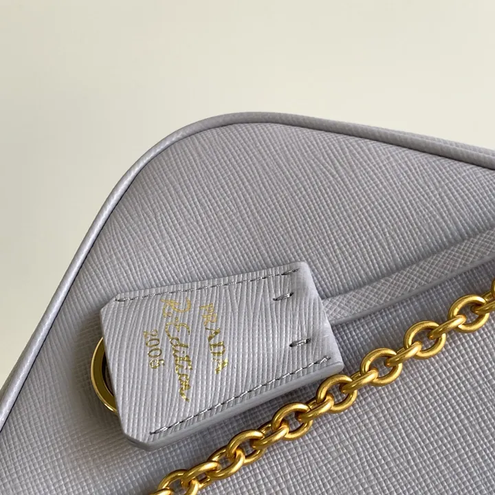 スーパーコピー バレンシアガ キーホルダー