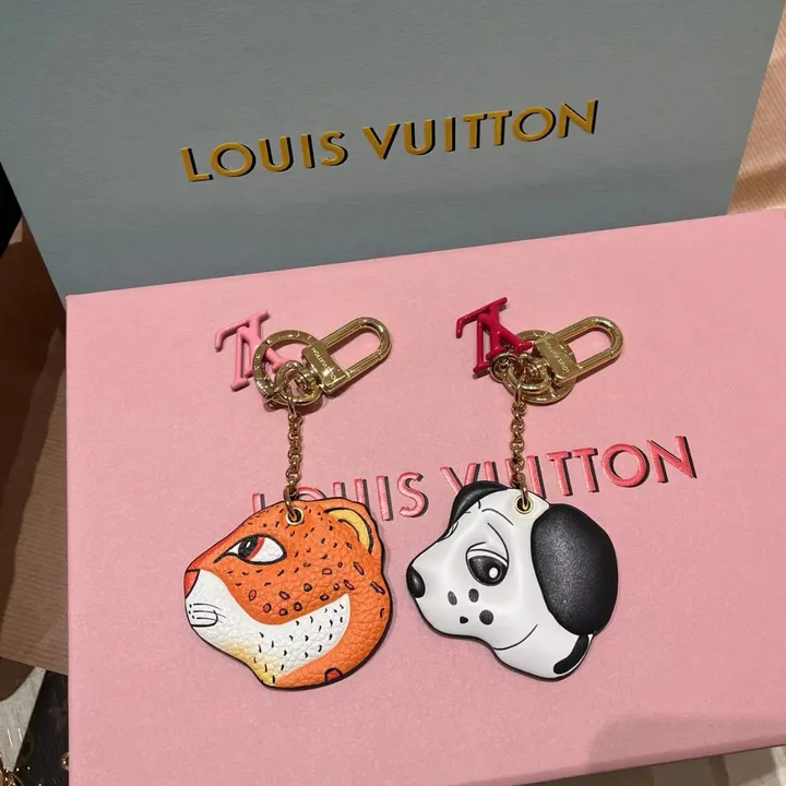 スーパーコピー ルイヴィトン キーホルダー