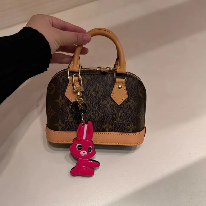 スーパーコピー ルイヴィトン キーホルダー