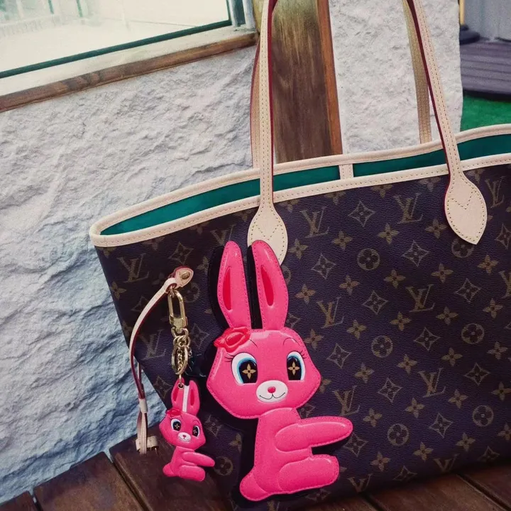 スーパーコピー ルイヴィトン キーホルダー