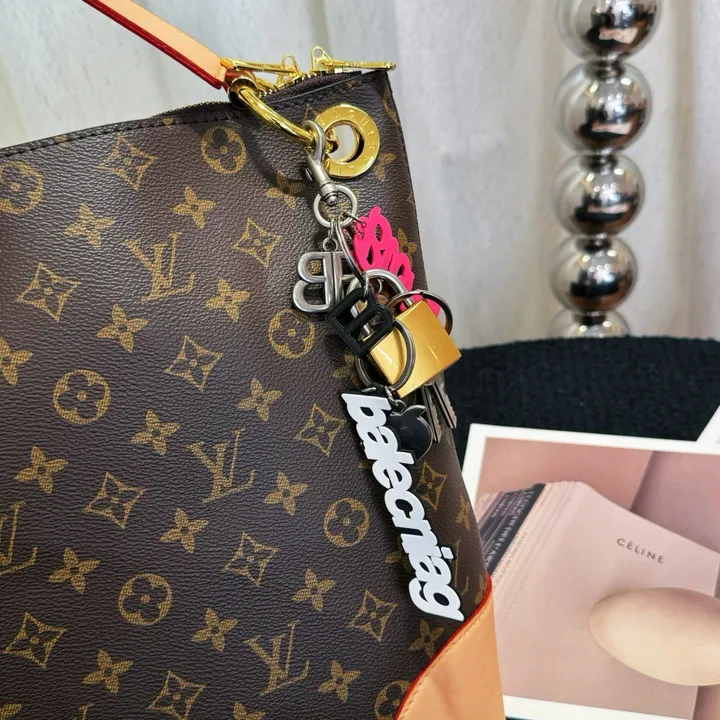 スーパーコピー ディオール キーホルダー