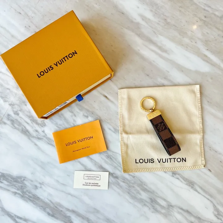 スーパーコピー ルイヴィトン キーホルダー
