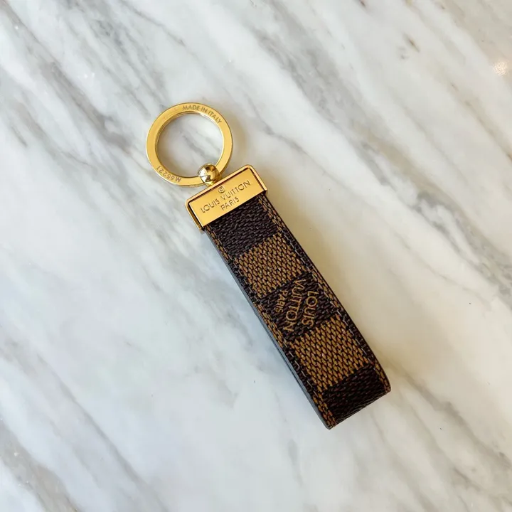 スーパーコピー ルイヴィトン キーホルダー