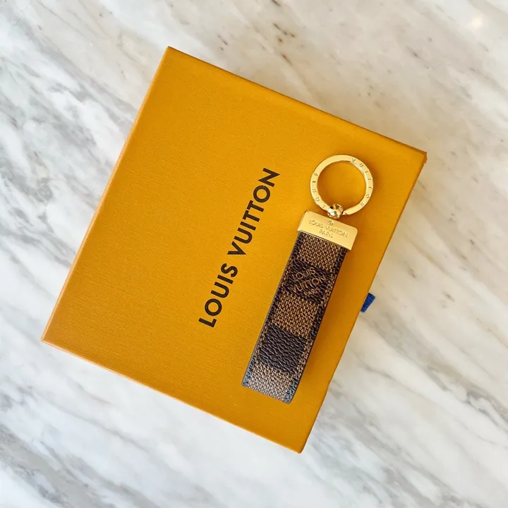 スーパーコピー ルイヴィトン キーホルダー